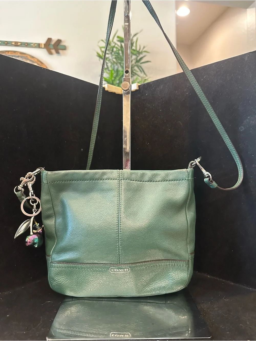 Coach#339 Green Leather Medium Shoulder Bag with Charm Accents